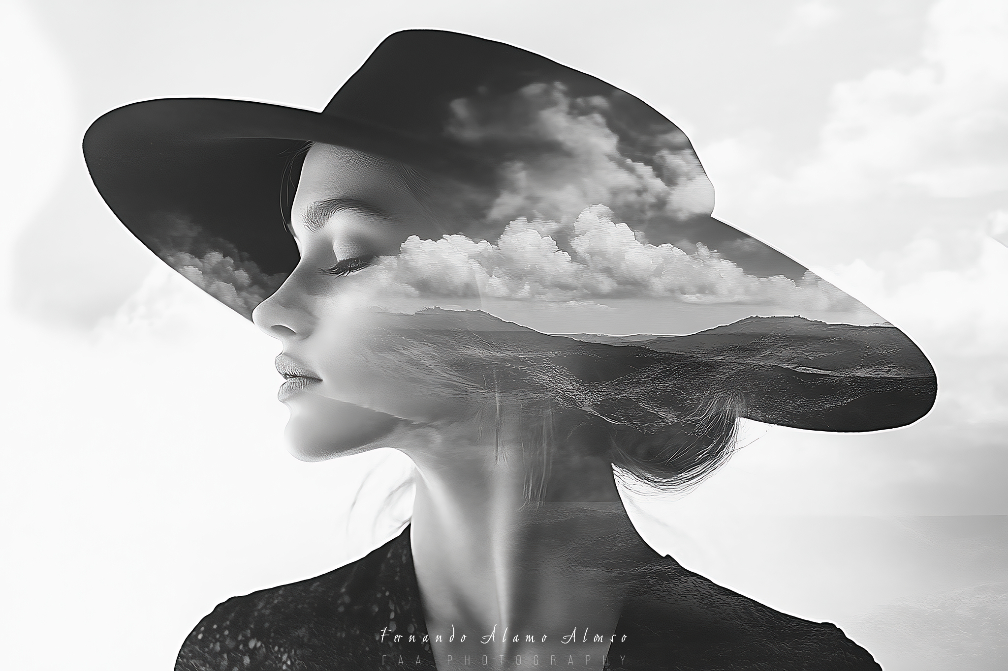 Doble Exposicion Mujer con Sombrero y Paisaje I