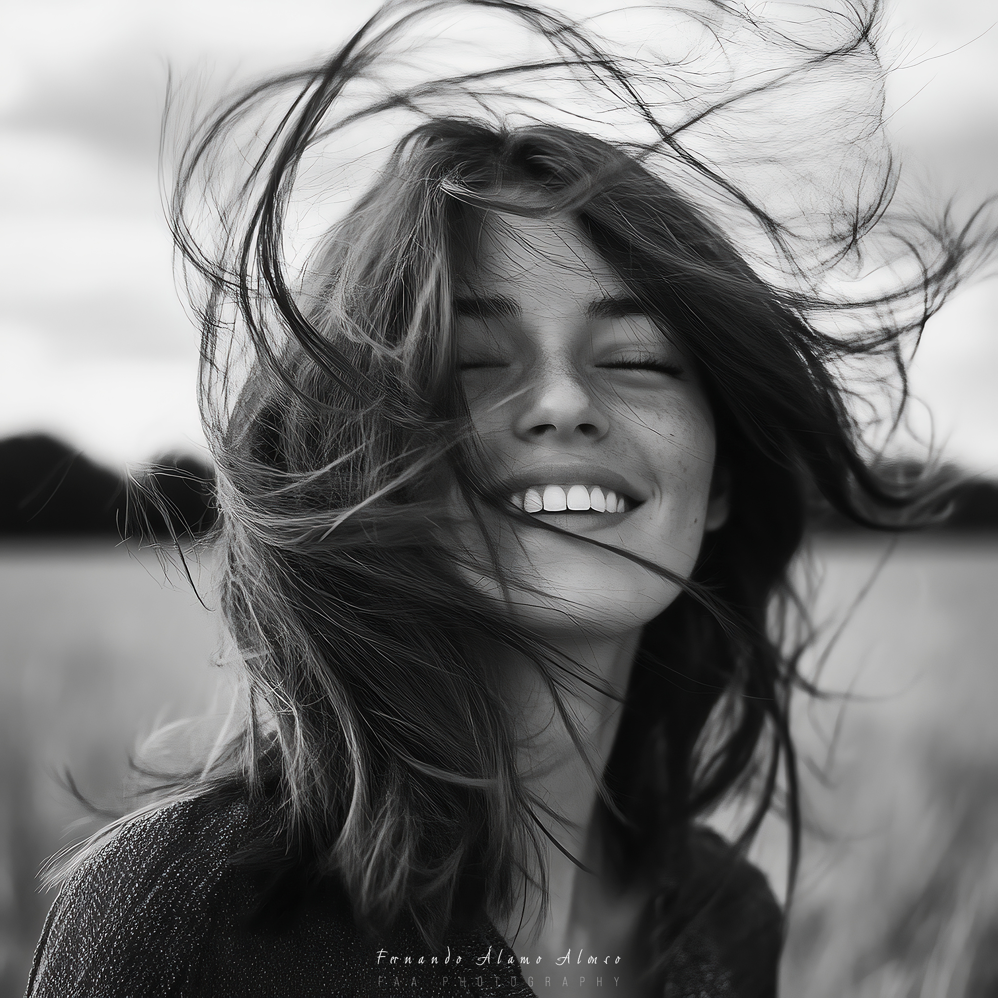 Mujer Pelo al Viento Blanco y Negro X
